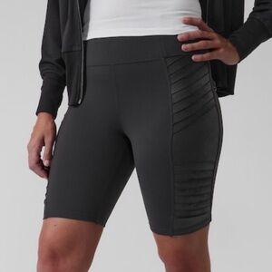NWT Athleta Delancey Gleam Moto Short | Black Size 1X